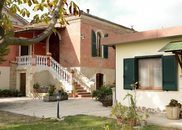 Otel La Casa Di Andrea *